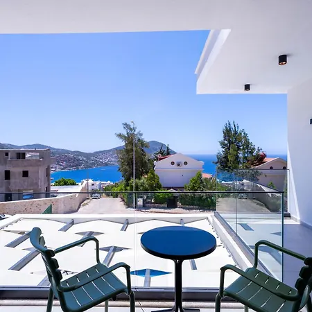 Lovelet Villa *